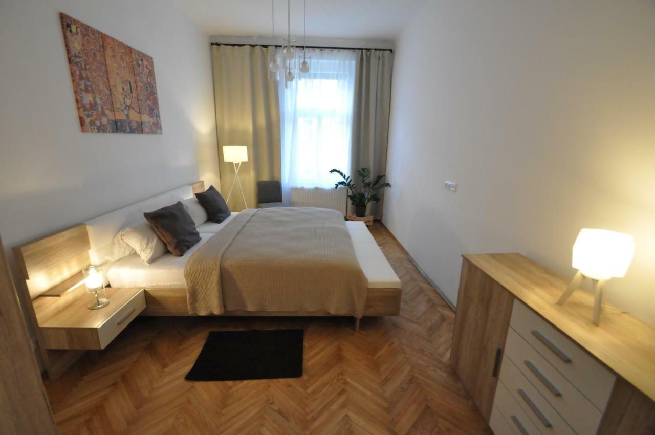 Jirina Appartments Prague Ngoại thất bức ảnh